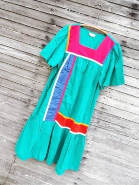 Vintage Appel Muumuu Dress